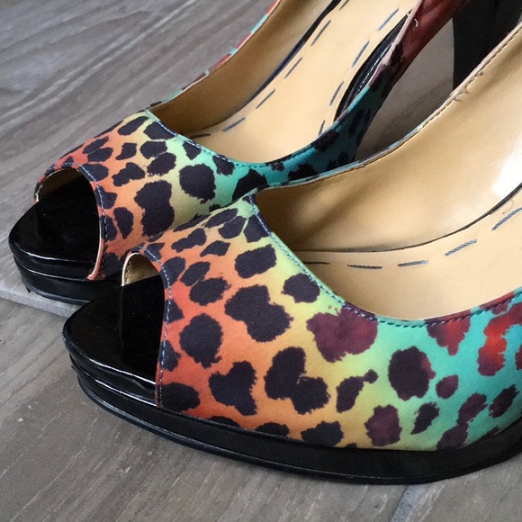 Nine West Colorful Cheetah Print Open-Toe Heels. - Picture 5 of 7